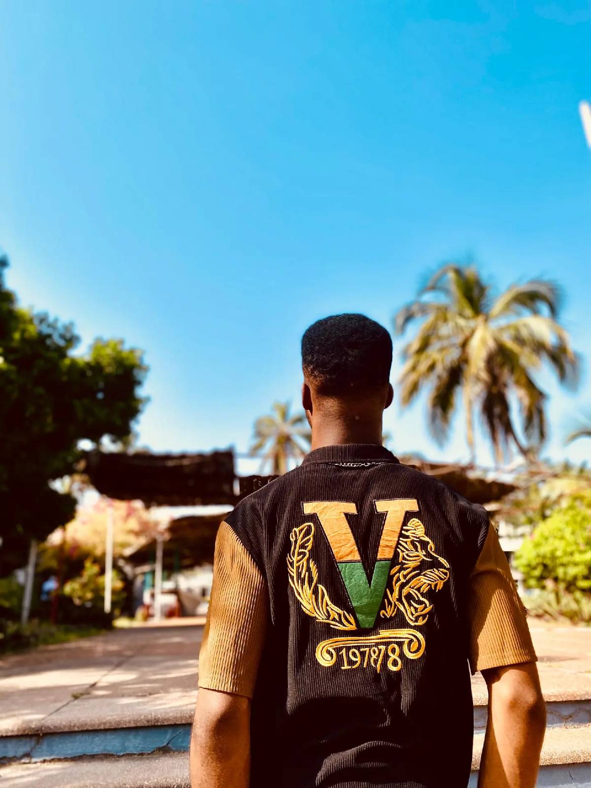 Papigraphics Welcome - Frame 1